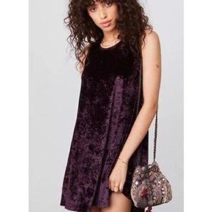BB Dakota - Crushed Velvet Shift Dress